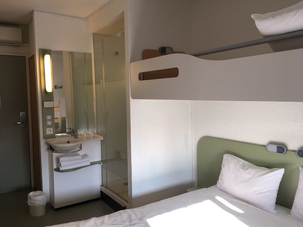 Ibis Budget Belfort Gare Bavilliers Exterior foto